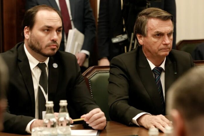 carlos-expoe-situacao-de-bolsonaro:-“nao-tem-vontade-de-se-alimentar”