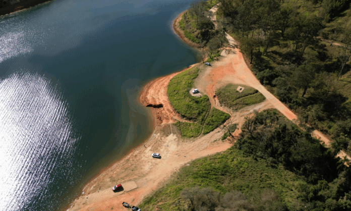 sabesp-anuncia-reducao-na-retirada-de-agua-do-sistema-cantareira