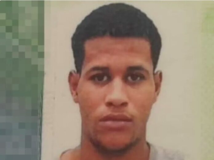 jovem-e-morto-com-golpes-de-arma-branca-dentro-de-residencia-em-feira-de-santana
