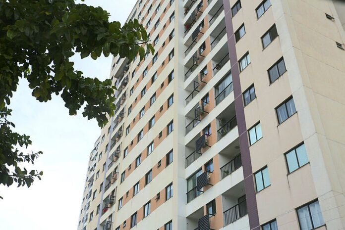 toque-de-recolher-do-amor:-regra-de-condominio-gera-polemica-e-multa