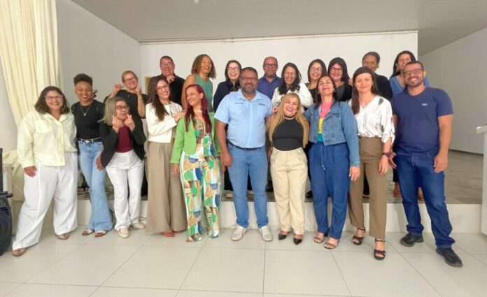 educacao:-prefeitura-realiza-encontro-com-diretores-e-vice-diretores-aprovados-em-processo-seletivo