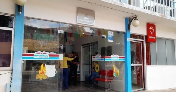 prefeitura-de-brumado-comete-“gafe”-e-recua-de-licitacao-de-quase-r$-800-mil-para-hospedagens-em-hoteis