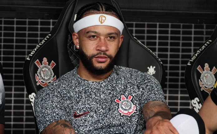 memphis-depay-aceita-proposta-do-corinthians-para-receber-divida-de-r$-11-milhoes-parcelada