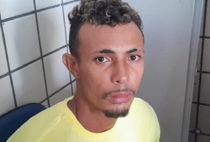 policia-militar-cumpre-mandado-de-prisao-contra-suspeito-de-estupro-em-teixeira-de-freitas
