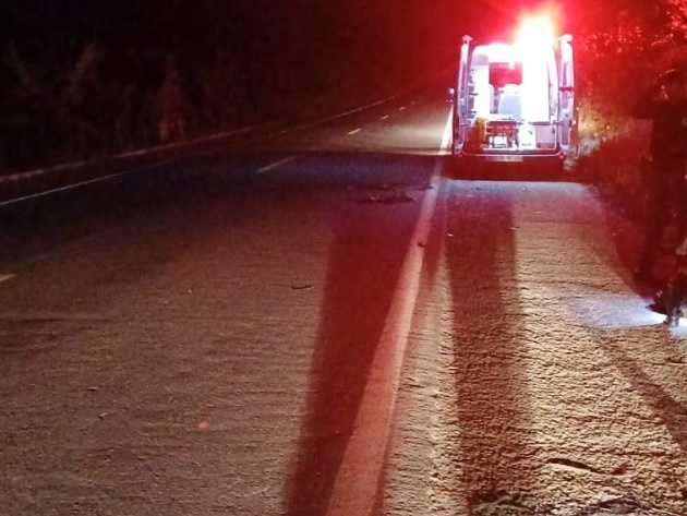mulher-morre-atropelada-na-br-101-em-itagimirim;-motorista-fugiu-sem-prestar-socorro
