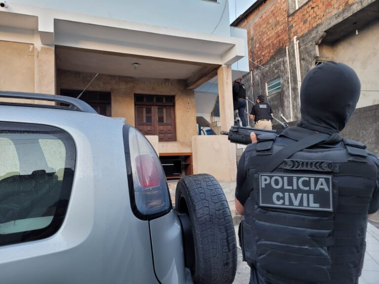 policia-prende-suspeito-de-trafico-e-homicidio-pela-operacao-cova-rasa-na-regiao-metropolitana-de-salvador