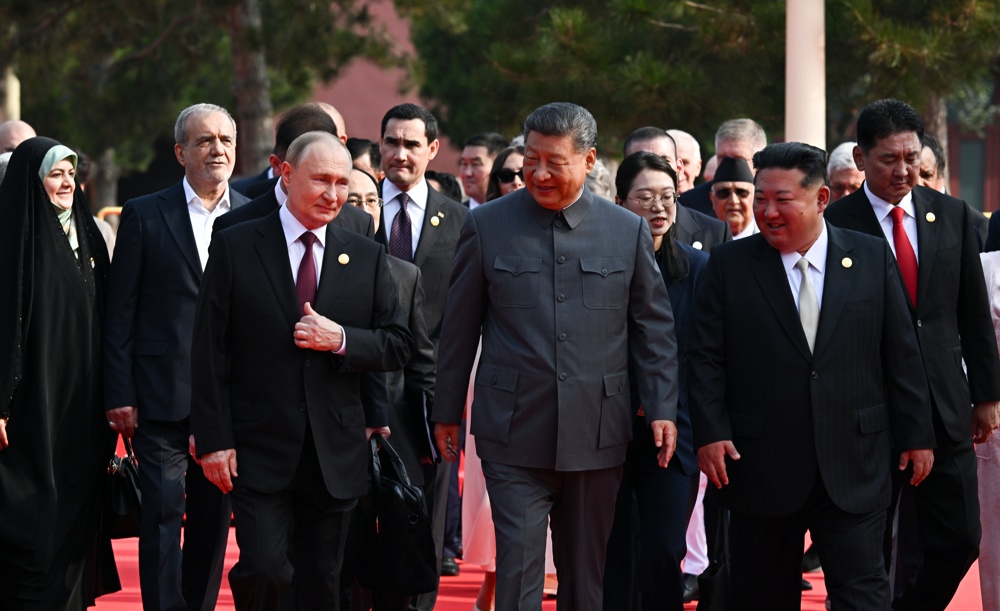 ue-ve-encontro-entre-xi-jinping,-putin-e-kim-jong-un-como-ameaca-direta-a-ordem-internacional