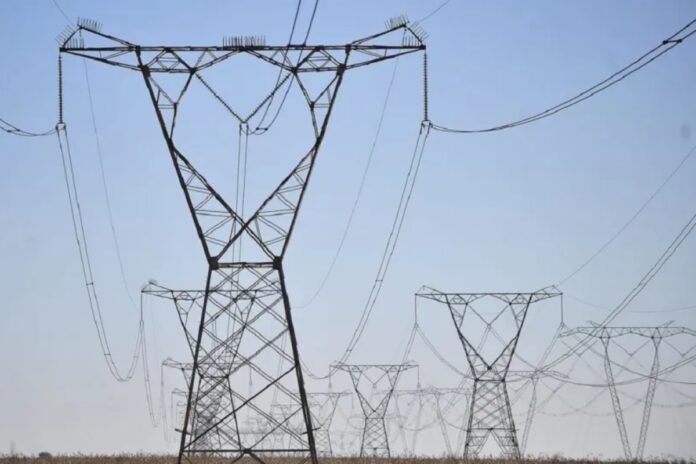 comissao-aprova-mp-do-setor-eletrico-com-ampliacao-da-tarifa-social