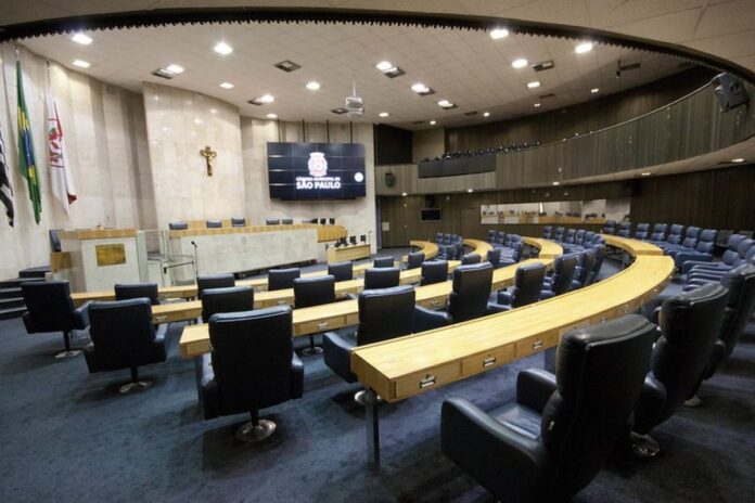camara-municipal-de-sp-instala-cpis-da-habitacao-e-das-enchentes