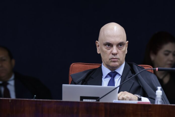 moraes-rebate-denuncia-de-ex-assessor-e-nega-irregularidade