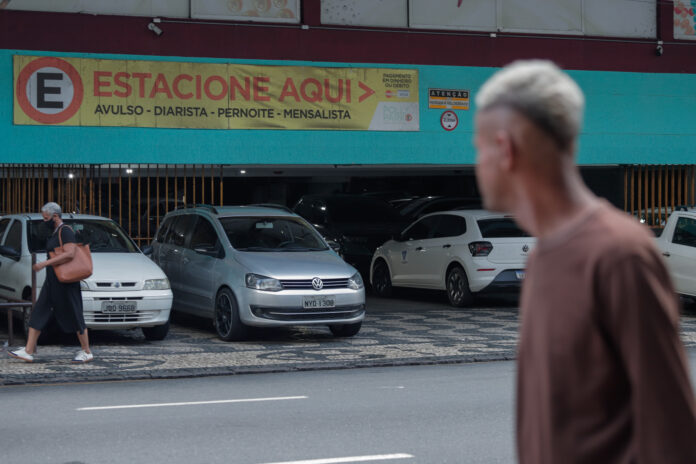 estacionamentos-de-salvador-cobram-indevidamente-alem-do-tempo-usado