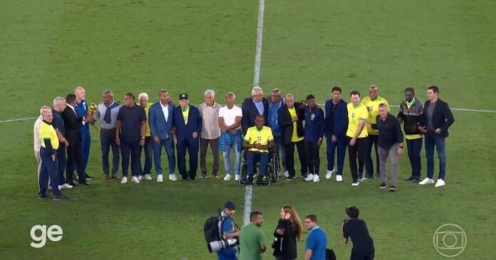 cbf-homenageia-campeoes-mundiais-pela-selecao-brasileira-no-maracana