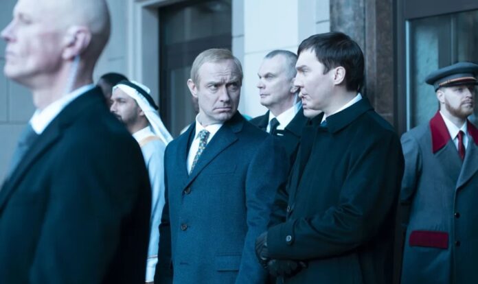 jude-law-revela-como-foi-interpretar-putin-em-filme-aplaudido-por-dez-minutos-seguidos-em-veneza