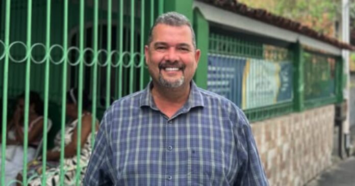 vereador-george-“gordinho-da-favela”-passa-mal-durante-comemoracao-de-aniversario-em-salvador-e-e-acompanhado-por-medicos