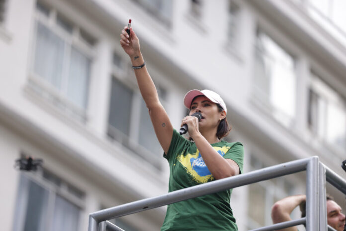 michelle-se-manifesta-sobre-sua-participacao-nos-atos-do-7-de-setembro