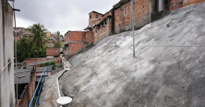 prefeitura-de-salvador-entrega-requalificacao-do-campo-da-barragem-e-obra-de-contencao-em-sete-de-abril