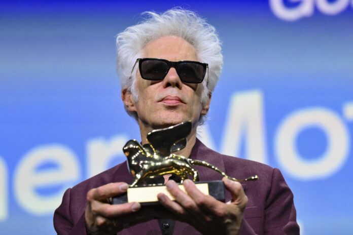 ‘father-mother-sister-brother’,-filme-de-jim-jarmusch,-conquista-leao-de-ouro-em-veneza