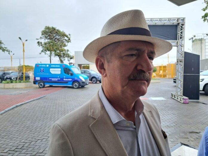 em-feira-de-santana,-aldo-rebelo-diz-que-momento-nao-favorece-anistia-e-fala-em-necessidade-de-pacificacao