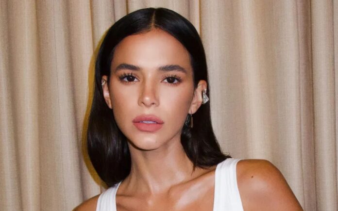bruna-marquezine-da-aula-de-“sapequice”-para-filha-de-xuxa;-veja