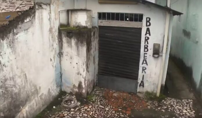 adolescente-e-morto-a-tiros-dentro-de-barbearia-na-federacao,-em-salvador;-barbeiro-fica-ferido