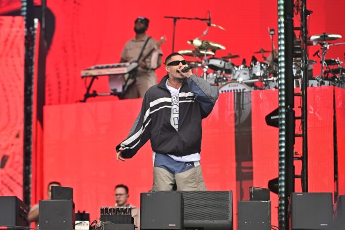 filipe-ret-pede-liberdade-para-oruam-durante-show-no-the-town