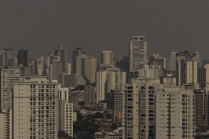 defesa-civil-emite-alerta-para-risco-de-queimadas-no-estado-de-sp