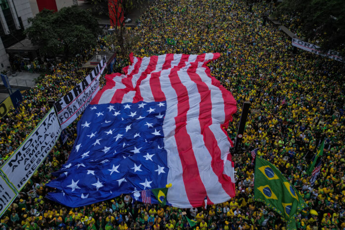 “quem-trama-golpe-e-assassinato-nao-pode-ficar-impune”,-diz-rui-costa