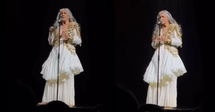 video:-estreia-de-turne-de-maria-bethania-teve-homenagem-a-angela-ro-ro-e-rita-lee