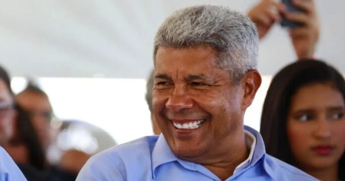 jeronimo-sanciona-lei-estadual-que-reformula-carreiras-e-reajusta-remuneracoes-do-servico-publico-baiano