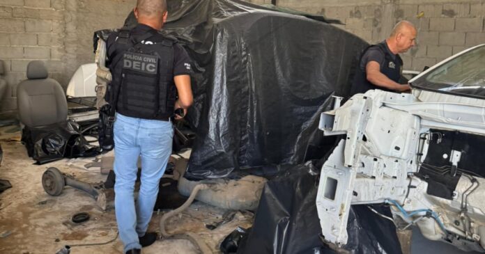 policia-desarticula-galpao-de-desmanche-de-carros-para-fraudar-seguradoras-em-eunapolis