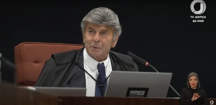 em-julgamento-da-trama-golpista,-fux-vota-por-nulidade-do-processo-por-“incompetencia-absoluta”-do-supremo