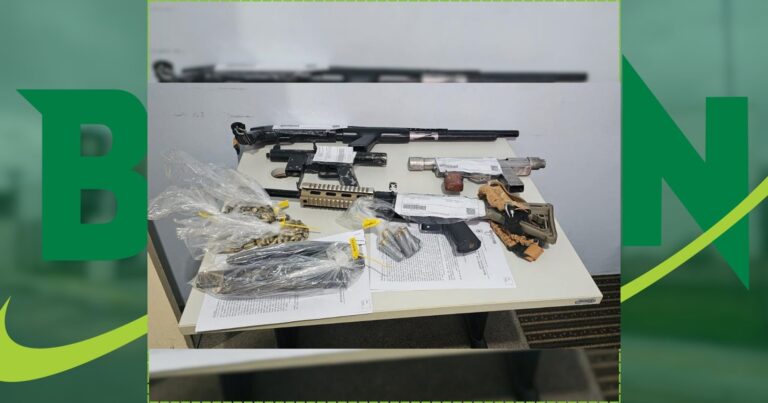 operacao-policial-prende-homem-e-apreende-fuzil-e-submetralhadoras-em-baixa-grande