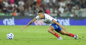 juba-ve-erro-na-estrategia-do-bahia-em-eliminacao-contra-o-fluminense:-“nao-conseguimos-jogar”