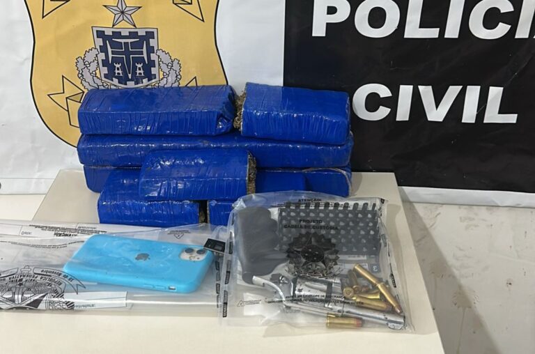 homem-e-preso-com-drogas-e-arma-durante-operacao-policial-em-ilheus