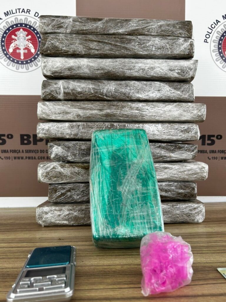 operacao-apreende-11-kg-de-drogas-em-imovel-desocupado-em-itabuna
