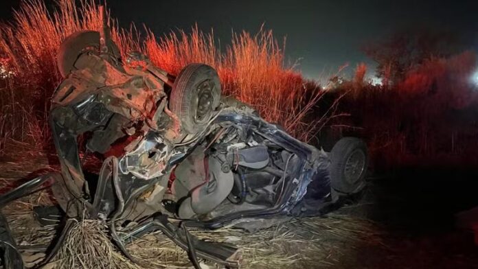 grave-acidente-entre-dois-carros-deixa-dois-mortos-e-seis-feridos