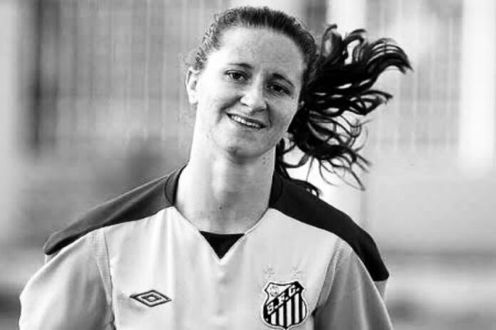 ex-atacante-do-santos-morre-aos-43-anos-vitima-de-cancer-no-utero