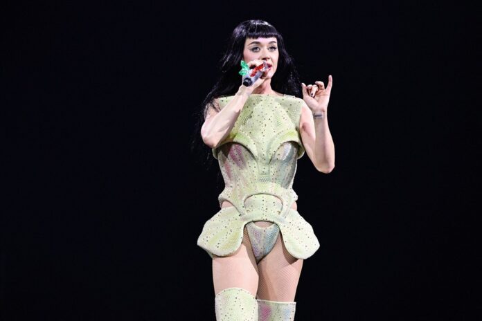 katy-perry-encerra-o-the-town-2025-neste-domingo;-confira-a-programacao-do-ultimo-dia
