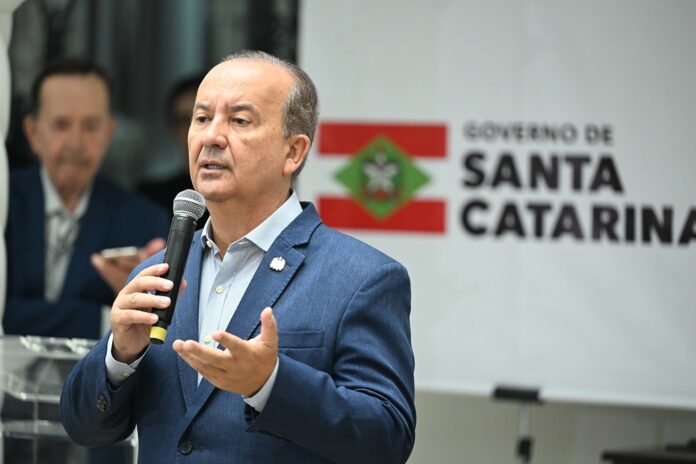suspeitos-de-ameacar-o-governador-jorginho-mello-sao-alvos-de-operacao