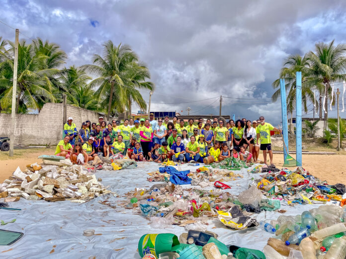 mutirao-de-limpeza-de-praias-recolhe-243-kg-de-residuos-em-prado