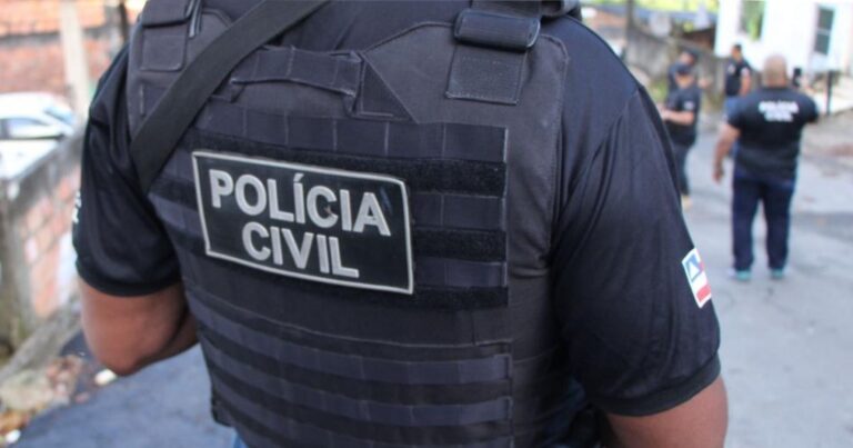 selecao-de-santa-cruz-cabralia-afasta-jogador-apos-agredir-e-ameacar-ex-companheira 