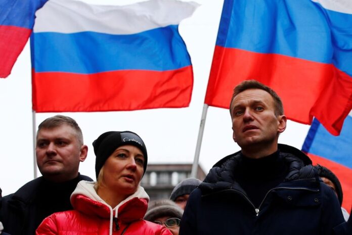 viuva-diz-que-testes-indicam-que-navalny-foi-envenenado