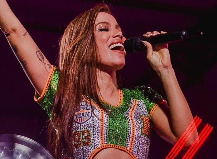 anitta-explica-por-que-deixou-os-eua-e-voltou-a-morar-no-brasil