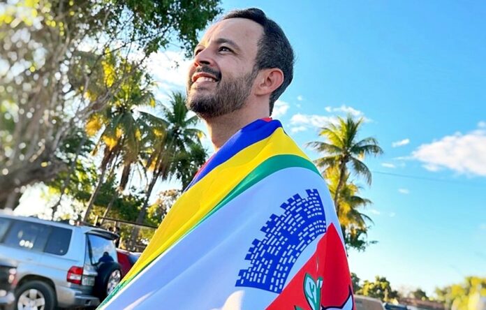 prefeito-pinta-predios-publicos-com-mesma-cor-de-campanha-politica