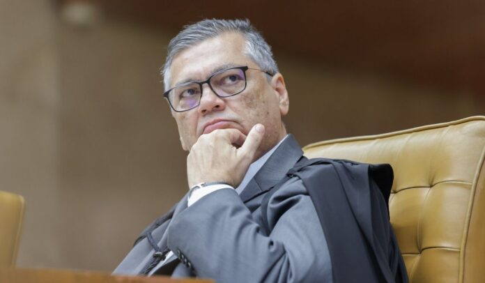 flavio-dino-estabelece-prazo-para-cronograma-de-analise-das-emendas-pix-pelo-tcu-e-agu