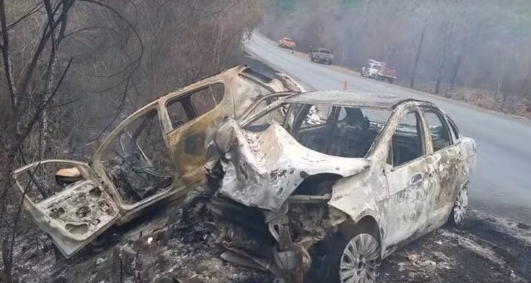 acidente-em-sao-desiderio-deixa-cinco-feridos-e-carros-destruidos-apos-incendio