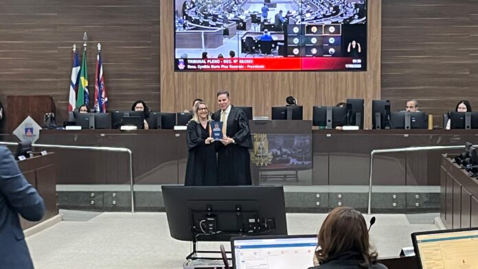 tj-ba-recebe-1o-premio-de-eficiencia-tributaria-do-cnj