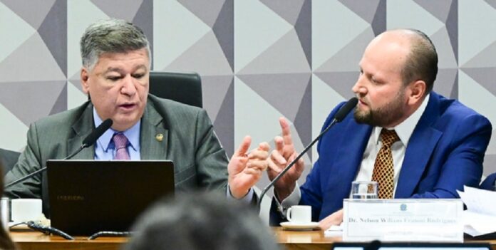 nelson-wilians-vai-a-cpmi,-diz-que-e-inocente-e-que-nao-conhece-o-careca-do-inss,-depois-resolve-ficar-calado