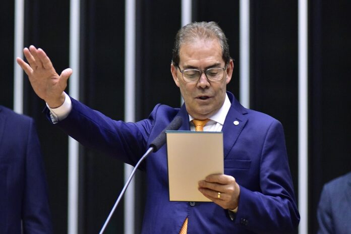 paulinho-diz-ter-pressa-e-quer-votar-pl-da-anistia-ja-na-quarta-feira