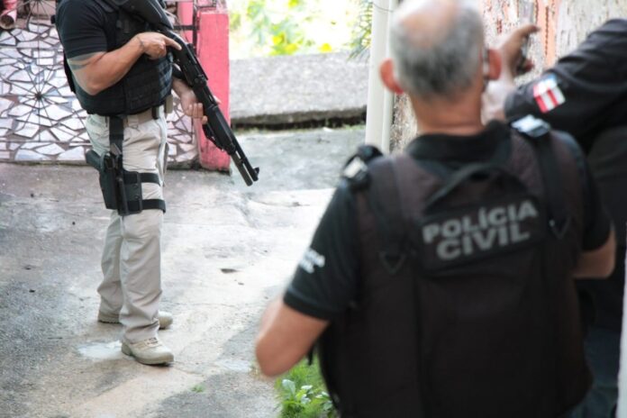 idoso-acusado-de-ameacar-moradores-com-arma-de-fogo-e-preso-no-oeste-baiano